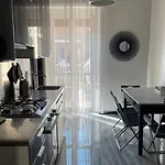 Daire Two Bedroom With Private Parking