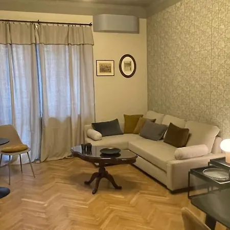 Two Bedroom With Private Parking Turin