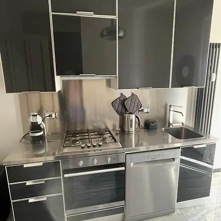 Two Bedroom With Private Parking * Torino
