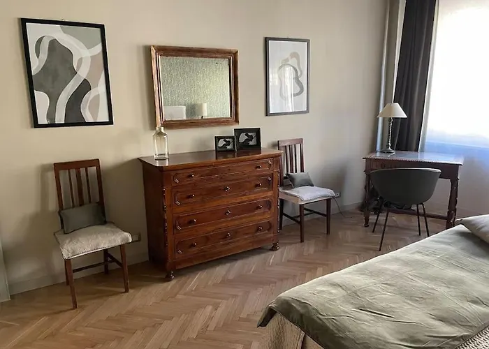 Two Bedroom With Private Parking アパート トリノ