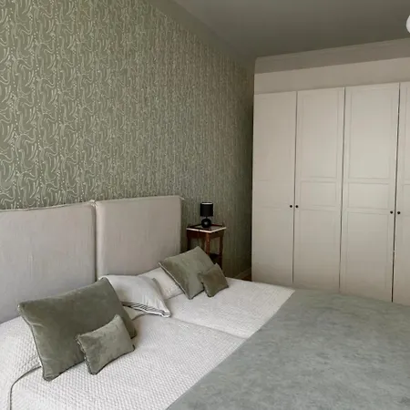 Two Bedroom With Private Parking Torino