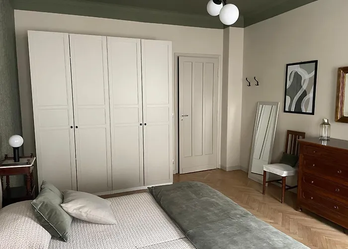 Two Bedroom With Private Parking Apartmán
